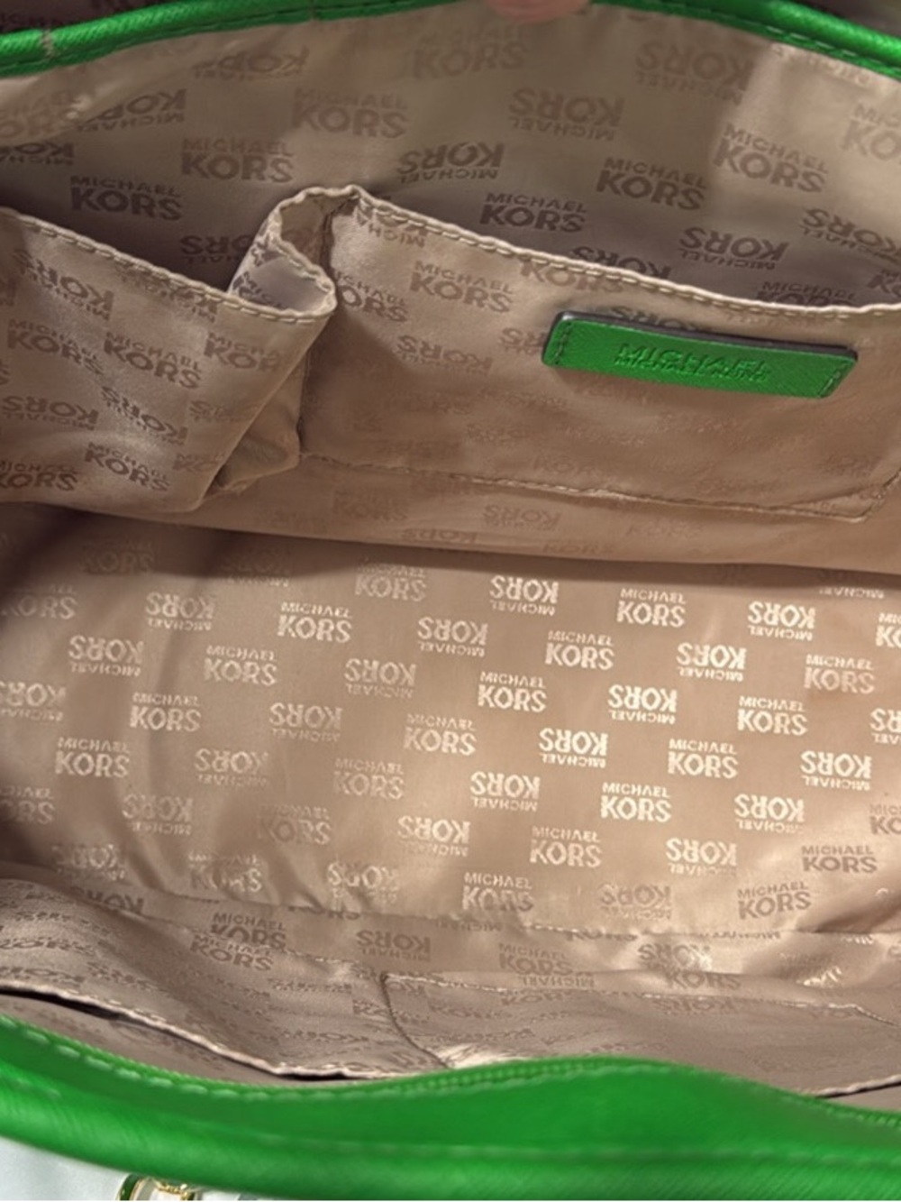 Michael Kors Saffiano Leather Large Green Tote - Picture 4 of 8